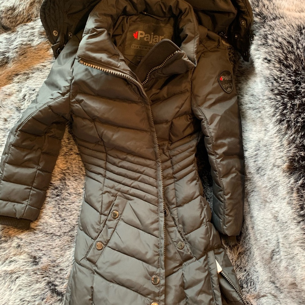 Kids size 6 winter coat